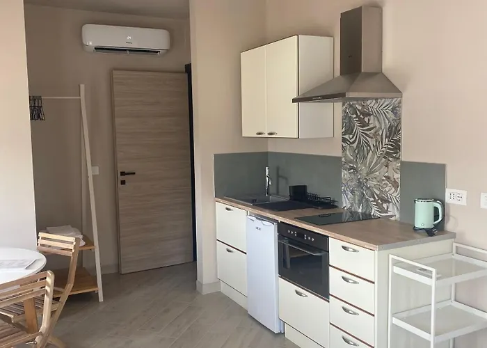 Tenuta Boschetto South 아파트 큐오언